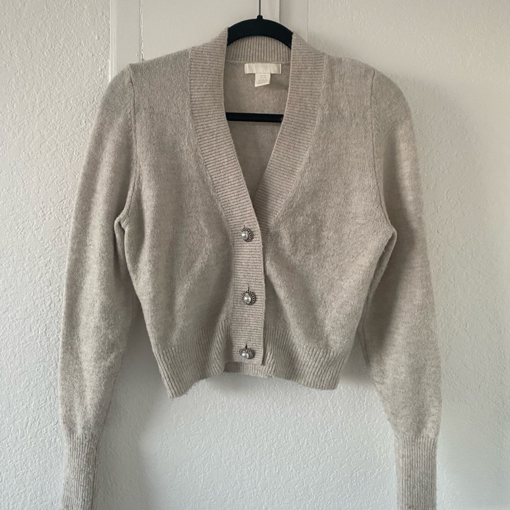 H&M Light Gray Cardigan Sweater